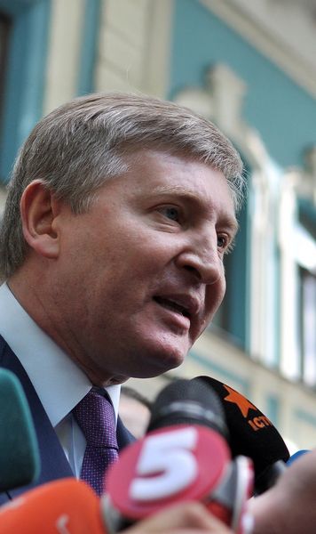 Vrea să investească în România   Patronul lui Shakhtar Donetsk încearcă să cumpere   cel mai mare combinat siderurgic  din țară