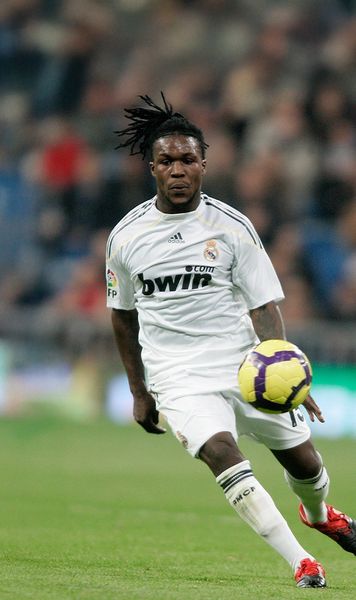 A suferit un AVC   Fostul jucător de la   Real Madrid  a fost transportat de urgență la spital