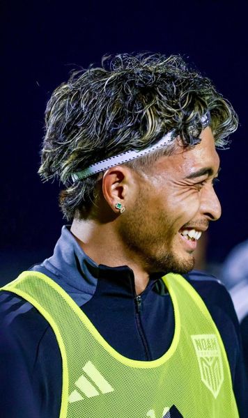 Oshima, revedere cu U Craiova  Ce a spus despre echipa lui Mirel Rădoi și despre România în   clipul realizat de FC Noah