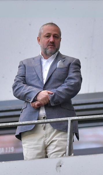 „A înjurat, a lovit cu pumnul”  Mihai Rotaru, noi detalii de la   scandalul dintre Rădoi și Baiaram  » De ce nu a intervenit