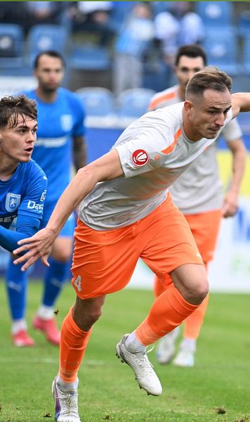 Ce rușine!   FCSB și Craiova,   umilite  de jucători refuzați în liga a patra spaniolă