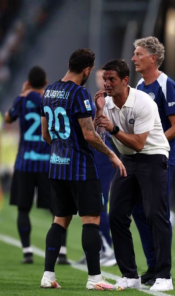 Creația lui Chivu  Hakan Calhanoglu, de la jucătorul contestat de căpitanul lui Inter la   golgeterul Serie A