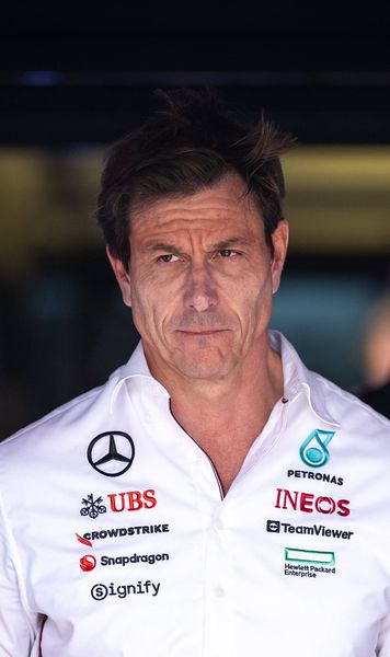 „Un nebun”  Toto Wolff   nu îl iartă pe Michael Masi  la 4 ani după greșeala care l-a costat victoria pe Hamilton: „A distrus recordul”