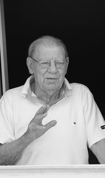 Ienei, înmormântat cu onoruri militare   Unde și când va avea loc   ceremonia de adio  pentru legendarul antrenor