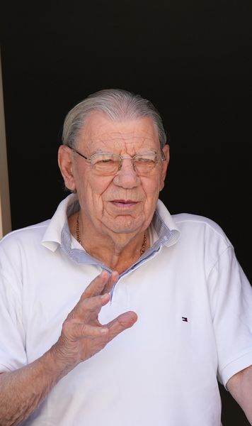 Cine mai înțelege UEFA?  Prins la mijloc în războiul   FCSB - CSA!  Cum a fost prezentat   Emeric Ienei  înainte de Basel - FCSB