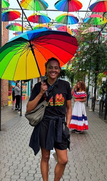 „Nimeni nu mă întreabă asta”    VIDEO:  A fost cea mai rapidă femeie din lume, dar acum abia mai poate   coborî scările