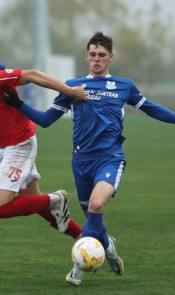 Dinamo nu renunță  „Câinii” insistă pentru transferul   golgheterului din Liga 2 : „Ne-ar scoate din necaz”