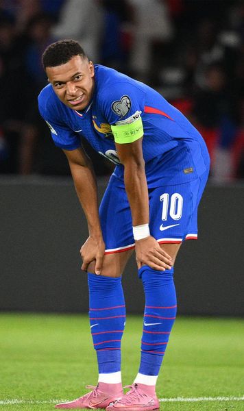 A simulat Mbappe o accidentare?  Un fost internațional francez e convins: „Există   jucători sătui de acest tratament preferențial”