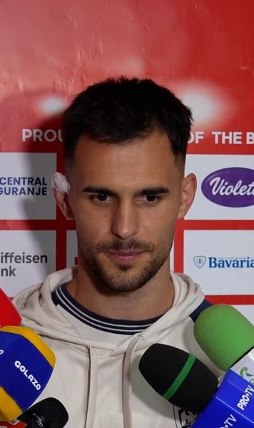 A ieșit plin de sânge    FOTO.   Cum arată Marius Marin, după ce   s-a ales cu urechea tăiată.  Adversarul a scăpat nepedepsit: „Arbitrul mi-a spus că a greșit”