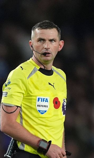 „Arbitraj jalnic!”    Cristi Balaj,  uluit de maniera în care Michael Oliver a condus Bosnia - România: „Tactică de intimidare”