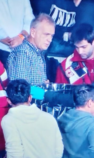 Panică la Turneul Campionilor    FOTO:  Finala dintre Alcaraz și Sinner, întreruptă timp de   11 minute și jumătate  » Ce s-a întâmplat