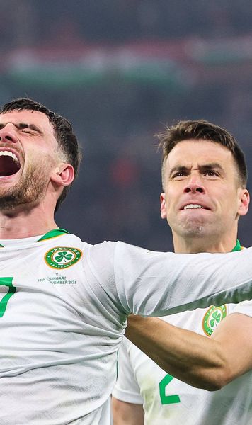 Eroul Irlandei  Jucătorul lui AZ își poate duce naționala la CM   după 23 de ani,   cu 5 goluri în două meciuri: „E prima dată după ani de zile când plâng”