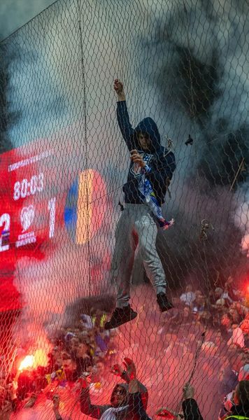 Ce s-a strigat la oficială   Consilierul FRF, despre scandările   incredibile  ale bosniacilor: „Țipa cât îl țineau rărunchii”