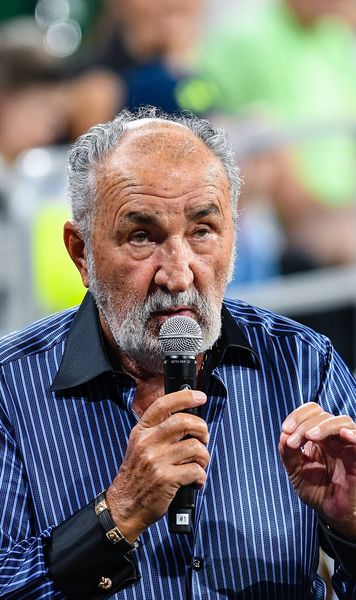 Țiriac o apără pe Camelia Voinea  Declarație   uluitoare  după imaginile publicate de   GOLAZO.ro:  „Are dreptul să-și crească copilul așa cum crede”