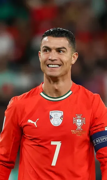 Efectul Ronaldo  FIFA,   nevoită să retragă  un poster promoțional » Detaliul care i-a enervat pe fani