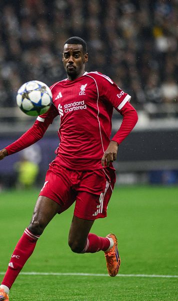 A dat 35.000 de euro pe un câine  Starul lui Liverpool și-a luat „o fiară fabuloasă”, după ce   a fost amenințat cu moartea