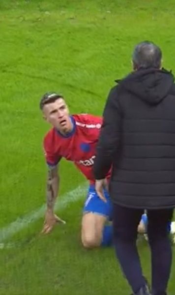 „Nu ți-e rușine?!”    FOTO:   Tavi Popescu   s-a rățoit la Eugen Neagoe  în timpul meciului » Antrenorul a dezvăluit cum s-a terminat conflictul