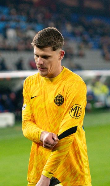 Mihai Stoica, analiză la rece  Ce spune oficialul FCSB despre golul încasat de Târnovanu:   „Nu a intuit efectul”  + Ce ar însemna ratarea play-off-ului