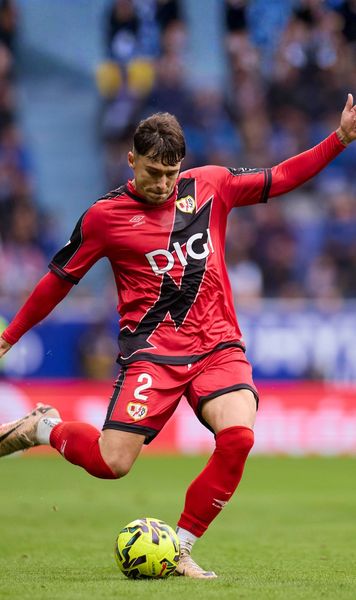 Rațiu, jucătorul meciului    FOTO:  I-a dat pe spate pe spanioli după ce și-a reînnoit contractul:   „E  un șacal”  + I-a cerut unui coleg să iasă de pe teren