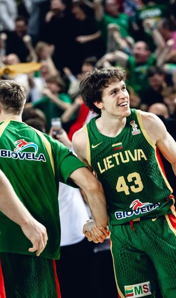 De povestit nepoților  A marcat   9 puncte în 10 secunde!  Performanță uluitoare reușită în preliminariile Cupei Mondiale