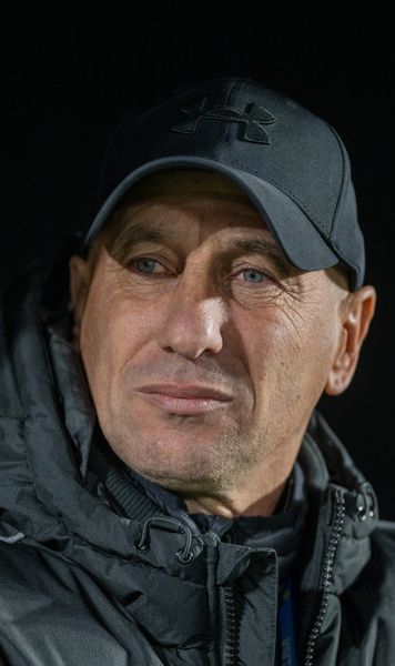 „Ne-au sufocat!”  Robert Ilyeș, neputincios în fața Rapidului: „Mult mai buni” + Amendă pentru un jucător:   „Îmi afectează imaginea”