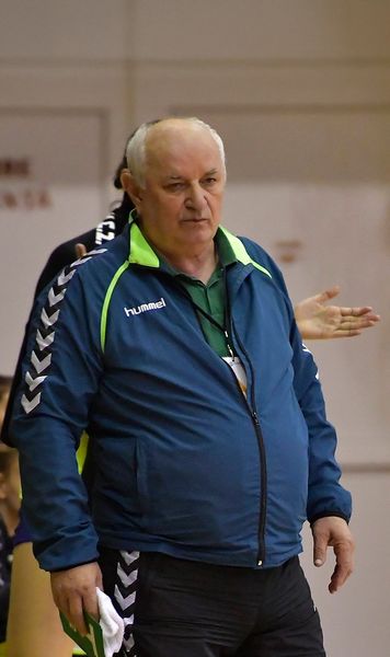 Scandal uriaș la HC Zalău  Acuzații grave la adresa lui   Gheorghe Tadici:  „Ne distrugem carierele și sănătatea” » Antrenorul: „Posibil să le mai fi înjurat”