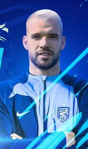 Tudorie rămâne fără echipă  Atacantul român   pleacă din China  » Mesajul postat după un an la Wuhan Three Towns