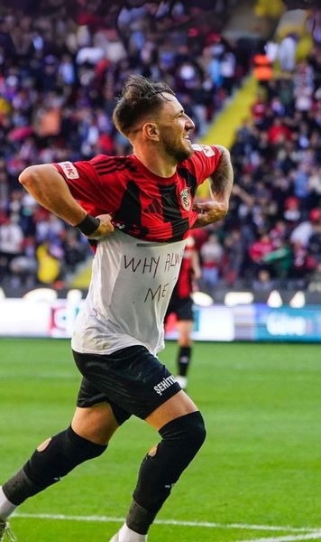 Sorescu, gol de senzație   Mijlocașul a reușit o execuție   splendidă  în Cupa Turciei 