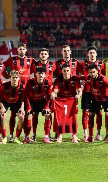 Operat pe cord   Jucătorul român de 17 ani,   accidentare horror  » Medicii au intervenit de urgență