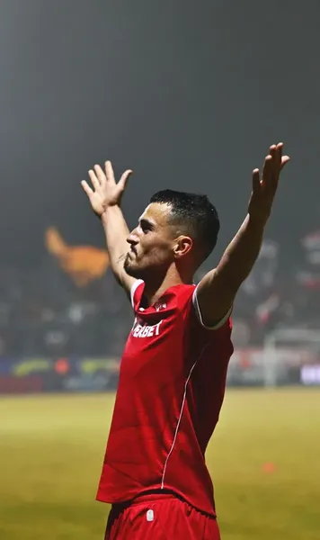 Mesaj de la Selmani   Fostul golgeter al „câinilor”, înainte de   FCSB - Dinamo:    „Sper să obțină o mare victorie. Cred cu adevărat”