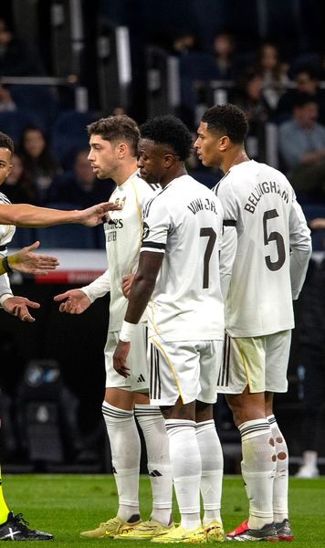 „Dă-ne afară pe toți!” / „Idiot nenorocit”    Jucătorii lui Real Madrid au sărit la arbitri:  „Uită-te unde ești, trebuie să arăți respect!”