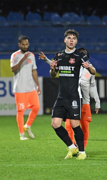 Ciubotaru merge la FCSB sau nu?  Agenta jucătorului îl contrazice pe Becali:   „Nu e adevărat!”  + Tensiuni: „Să înțeleg că e o presiune din partea Hermannstadt?”