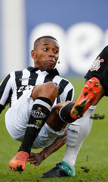 „Vorbește singur”  Robinho are probleme grave după aproape doi ani de închisoare.   Colegul de celulă s-a sinucis lângă el!