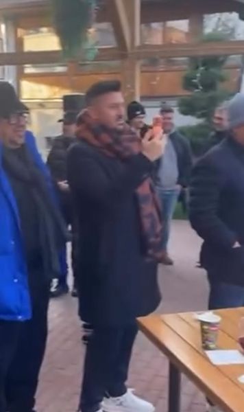 Mircea Lucescu, petrecere cu colindători    VIDEO:  Selecționerul României,   invitat special  la ziua unui conducător de club