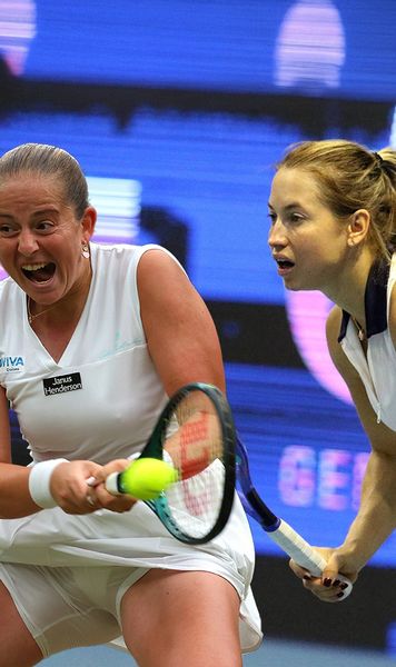 „E o plângăcioasă”  Două jucătoare din WTA, luate la rost pentru   crizele de nervi  de pe teren: „Nu poți să faci asta!”