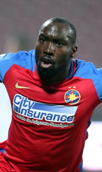 Atac la Reghe  Fostul atacant de la   FCSB  nu l-a menajat pe antrenor: „Nu a avut coloană vertebrală”