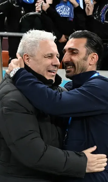 „Șumudică ține cu FCSB”  Gigi Becali agită apele înaintea derby-ului cu Rapid: „Vrea ca ei   să cadă în cap”