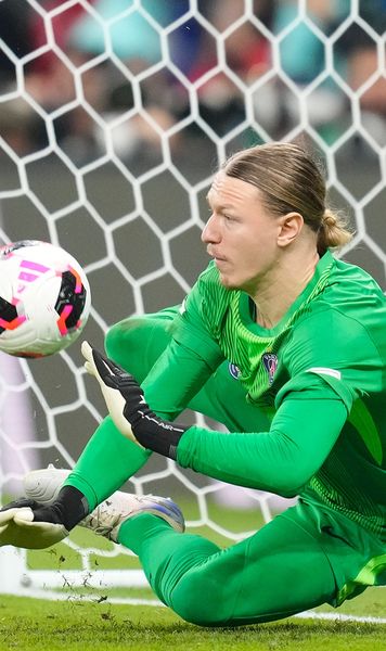 Parisul, ajutat de VAR!  Portarul lui PSG a apărat 4 penalty-uri în finala Cupei Intercontinentale.   Descoperă greșeala arbitrilor!