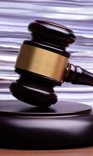 Interzis la transferuri  Două echipe din Liga 1,   sancționate de FIFA  din cauza datoriilor