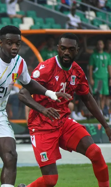 Nebunie la Cupa Africii    VIDEO.  Conduceau cu   1-0 în minutul 90+4,  apoi a urmat dezastrul cu jucătorul din Liga 1 pe teren