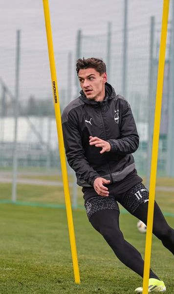 „Ganea nu menționează asta”   Ungurii au reacționat dur la acuzațiile aduse clubului Ujpest: „Nu-l iubesc   din cauză că e român!”