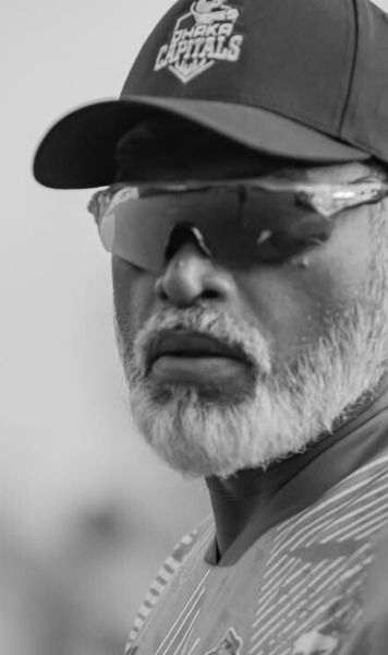 Doliu în cricket    Antrenorul secund a murit  în timp ce echipele erau la încălzire