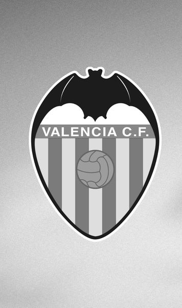 Dramă în fotbalul spaniol  Un antrenor de la Valencia și cei 3 fii, victime după un   naufragiu în Indonezia!  Soția și fiica au fost salvate