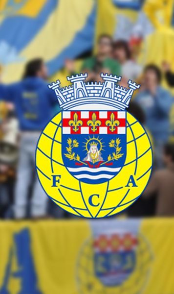 Pasiune fără limite  Deplasare de   43 de ore  și 3.400 de km pentru un fan al celor de la Arouca: „Nu există comparație”