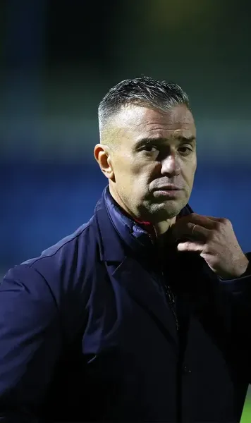 „Clubul trebuie să intervină”  Pancu a răbufnit după ce l-a văzut pe Louis Munteanu! Nu tricoul FCSB l-a deranjat:   „Nu ai voie să faci asta”