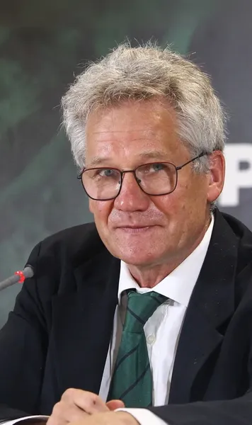 De ce a plecat Boloni de la națională  Tehnicianul a dezvăluit de ce a ales Sporting în locul României:   „Mă doare când sunt numit «trădător»”