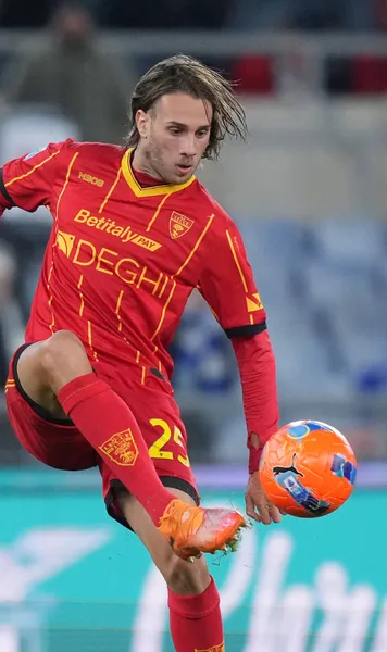 Serie A schimbă mingea  Decizia a fost anunțată de preşedintele ligii italiene.   Care este motivul modificării