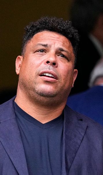„Eram plin de sânge”   Declarațiile făcute de   Ronaldo Nazario  înainte de meci i-au înfuriat pe adversari: „Trei pumni așa, fără să văd”