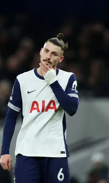 Drăgușin, dorit de AS Roma   Internaționalul român se află pe   lista lui Gasperini  pentru această iarnă » Impresarul jucătorului: „Nu-mi dă voie Tottenham”