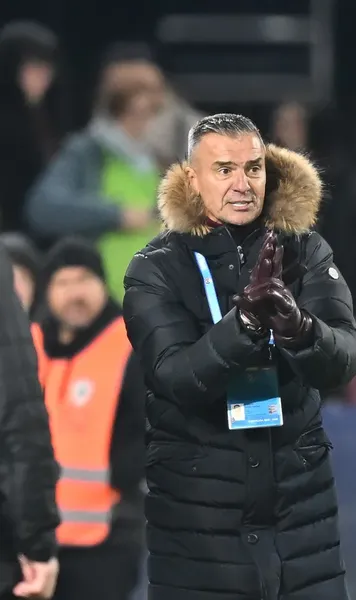 Nu e Alibec, e Alibek    CFR Cluj  ar fi găsit un înlocuitor pentru Louis Munteanu » Detalii despre atacantul care ar urma să joace în Gruia